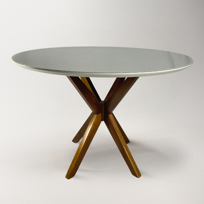 Mesa Itália Redonda: Elegância e Sofisticação para Seu Ambiente